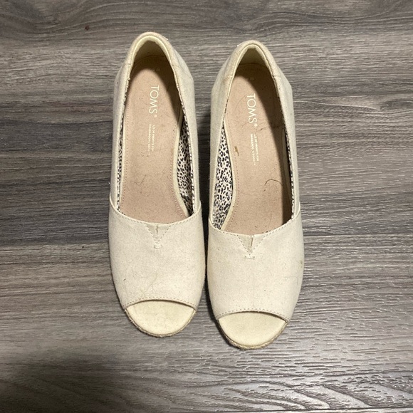 Toms heels - Picture 1 of 3